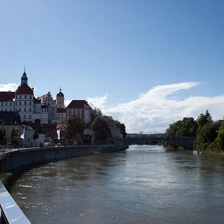 Neuburg Am Schloss Apartment